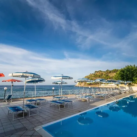 Villaggio Baia D'ercole 4*