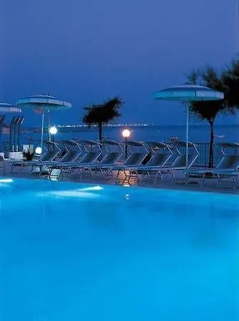 Villaggio Baia D'ercole 4*