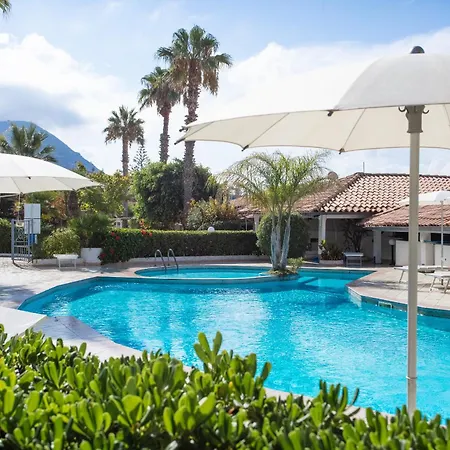 פארק נופש Villaggio Baia D'ercole קאפו ואטיצ'אנו