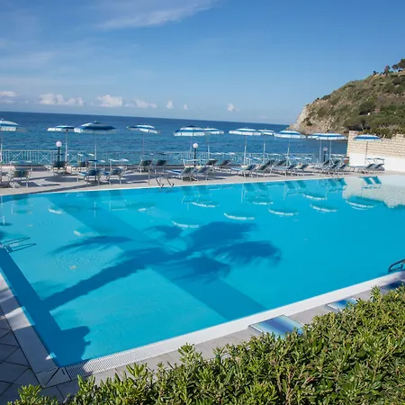 פארק נופש Villaggio Baia D'ercole