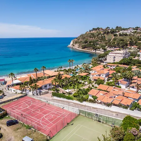 Villaggio Baia D'ercole קאפו ואטיצ'אנו