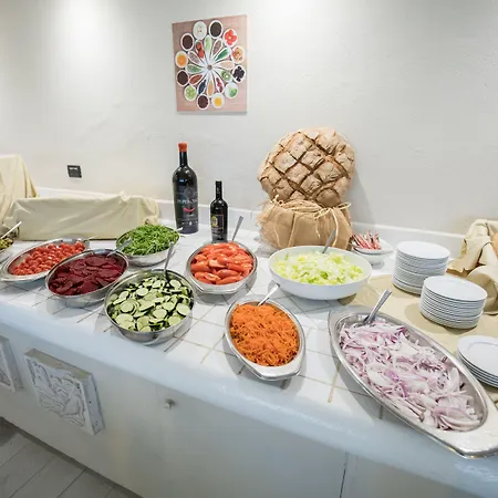 פארק נופש Villaggio Baia D'ercole 4*