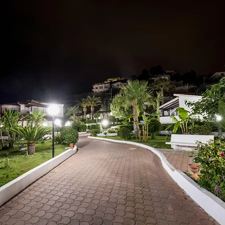 Holiday park Villaggio Baia D'ercole 4*