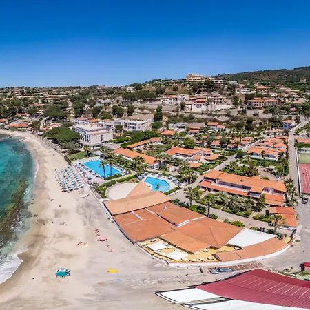 Villaggio Baia D'ercole 4* קאפו ואטיצ'אנו